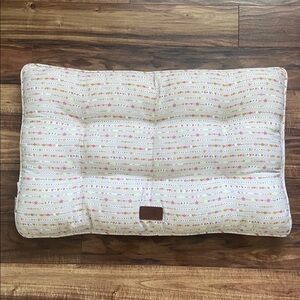 Friendship Bracelet Pattern Dog Bed